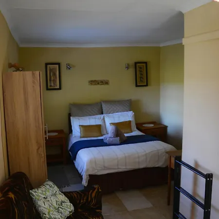 The Country Garden Villa Ladismith Room photo