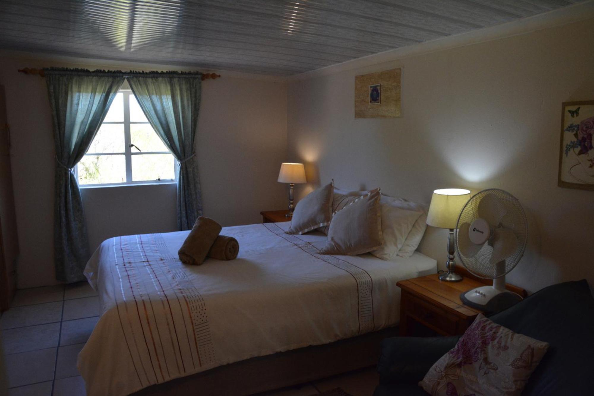 The Country Garden * Ladismith